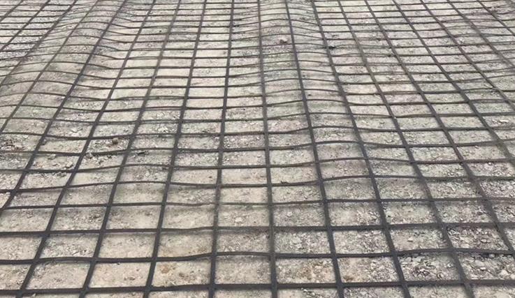 不同土工格栅的特性